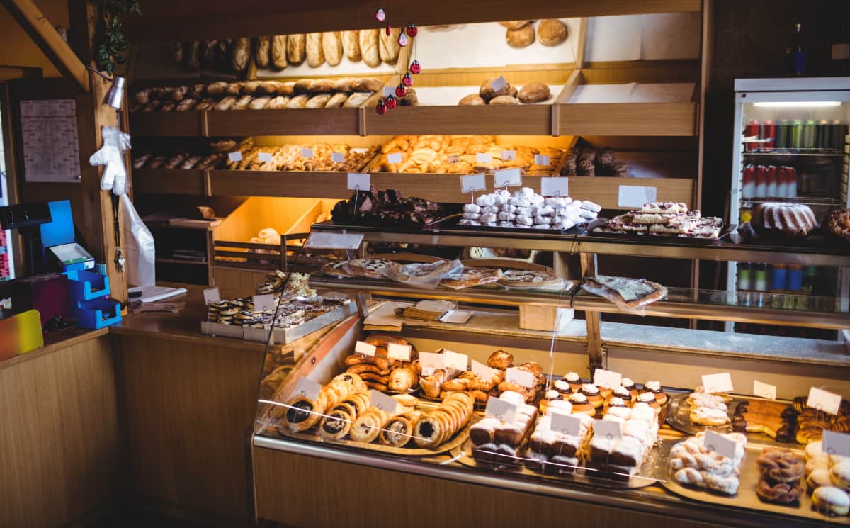 Bakery glass display bakery till display