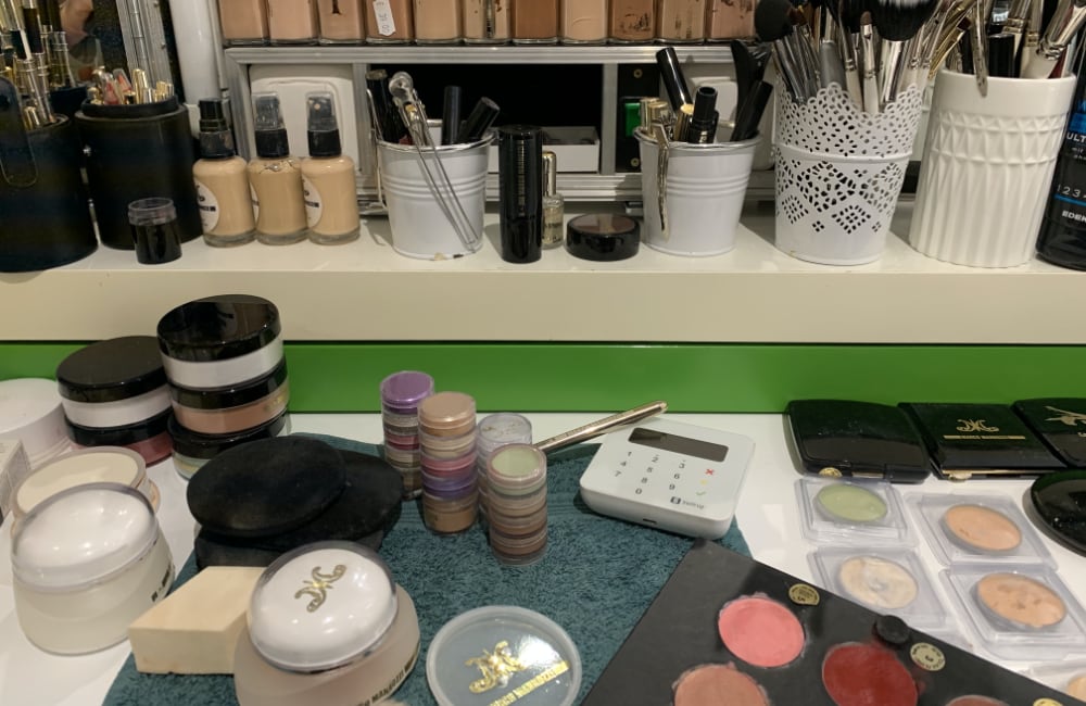 SumUp Air in a beauty salon SumUp Air in a beauty salon