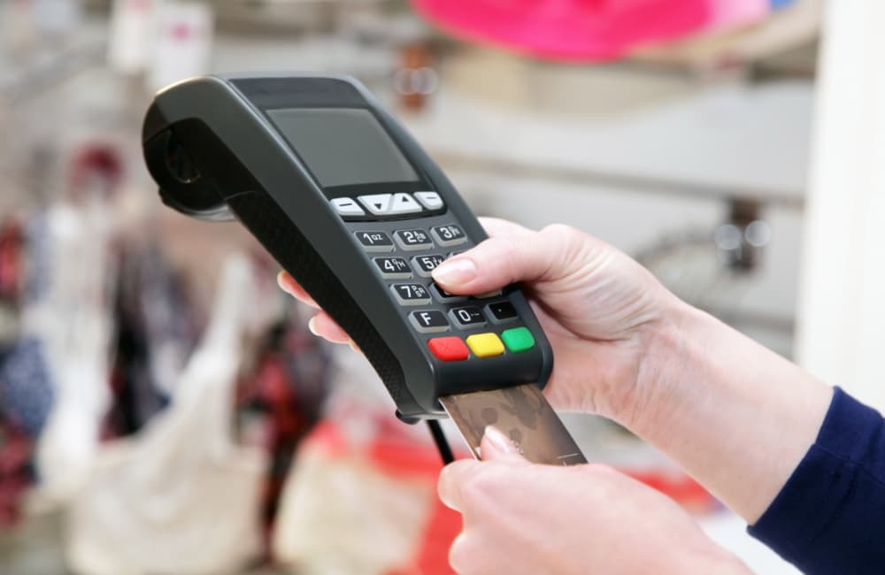 Portable Ingenico terminal in a shop portable WiFi Ingenico terminal