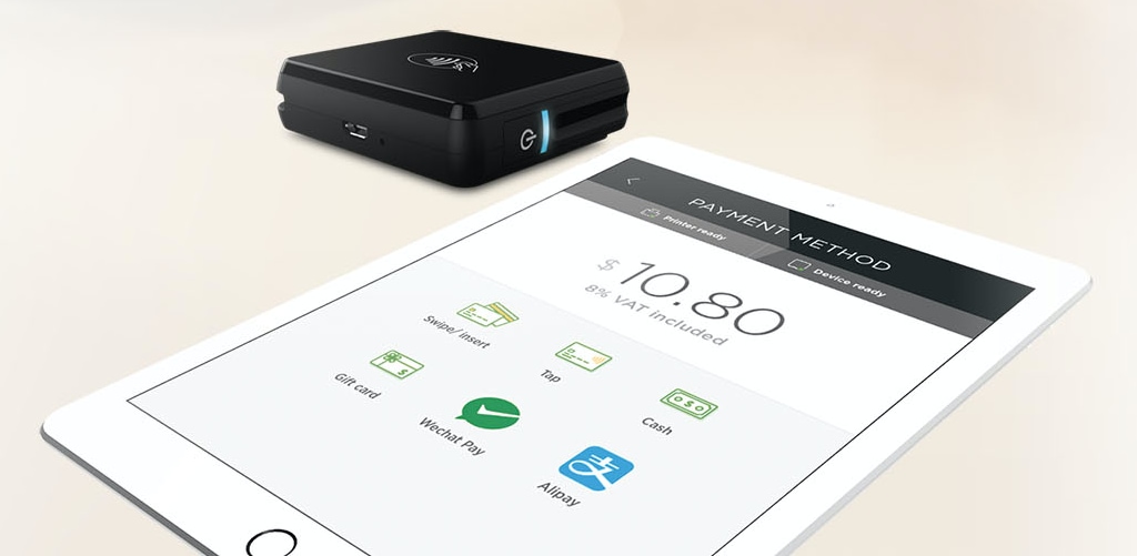 BBPOS card reader with iPad BBPOS card reader with iPad
