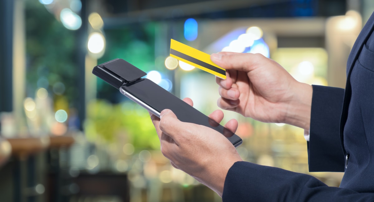 6 Best Iphone Credit Card Readers With Payment App