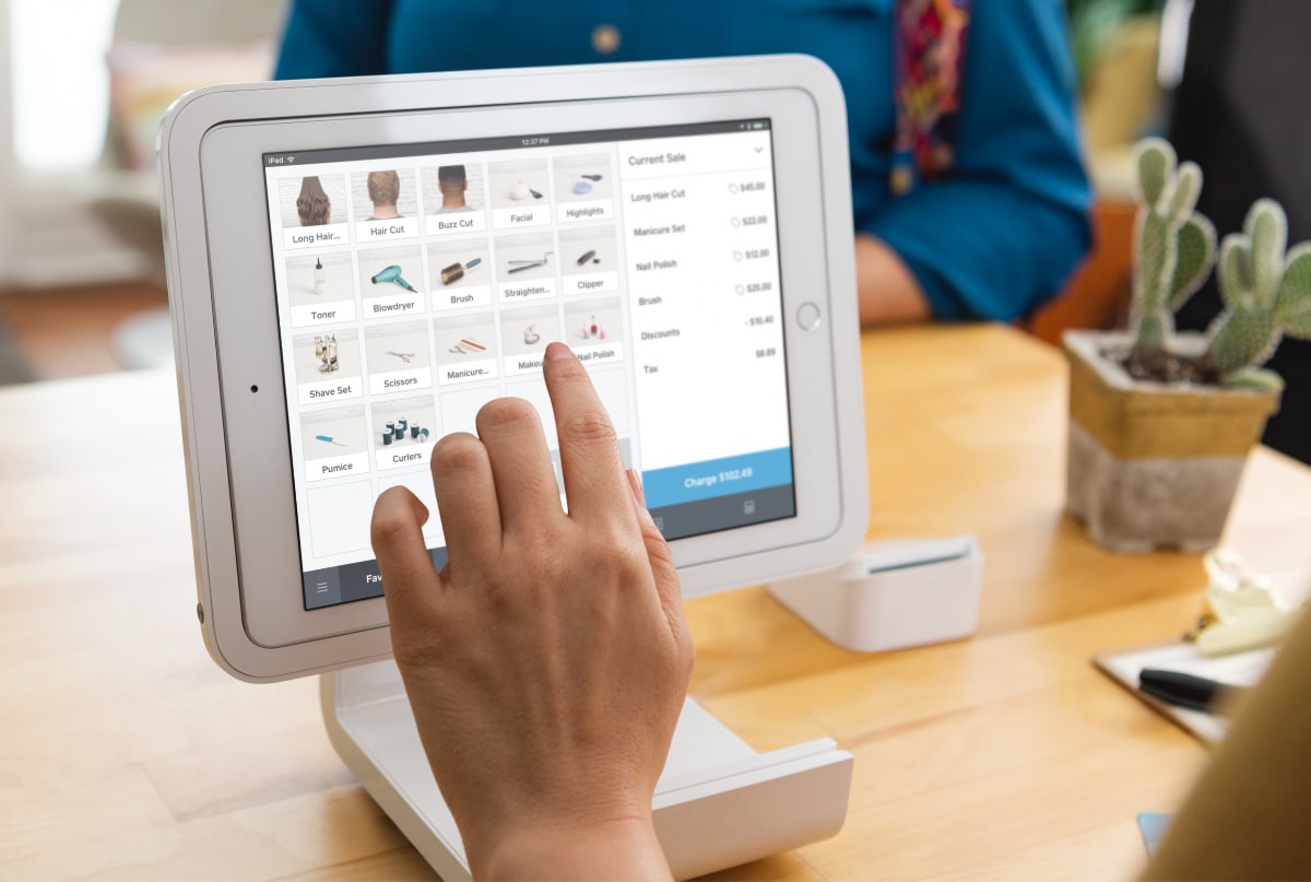 Square Stand with iPad and POS app