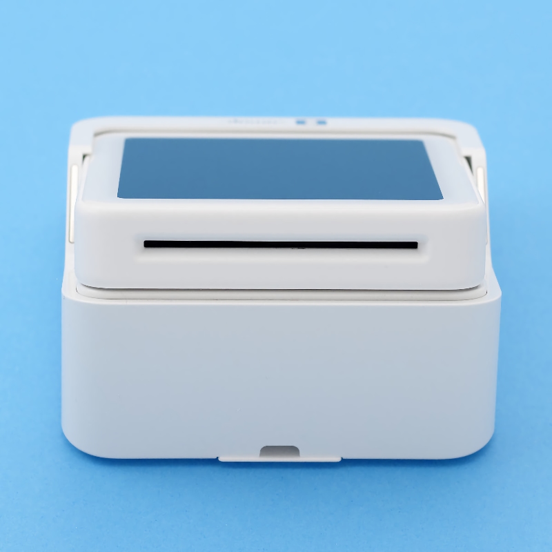 SumUp Solo stand chip slot