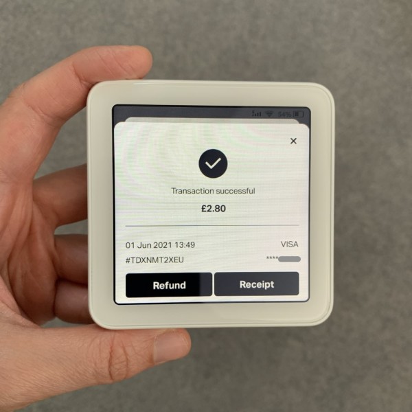 SumUp Solo Review Small, Simple Touchscreen Card Machine