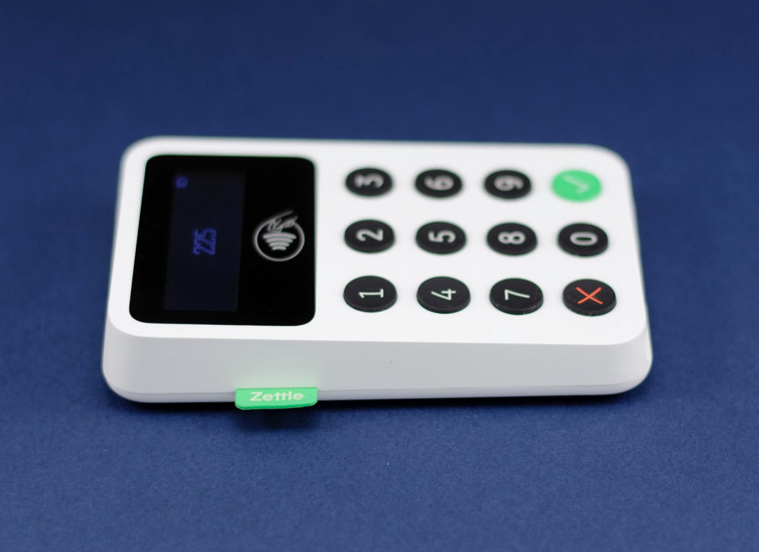 The left side of Zettle Reader Zettle Reader on blue background left side facing