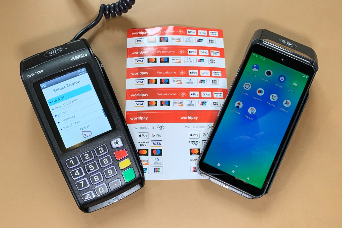 Worldpay offers a stationary and mobile Ingenico card machine Worldpay card machines