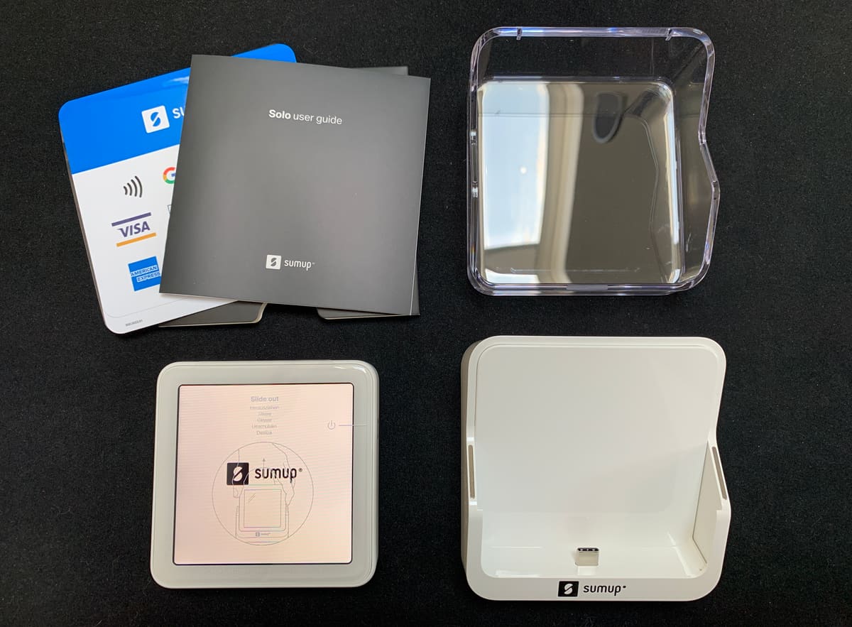 SumUp Solo package contents