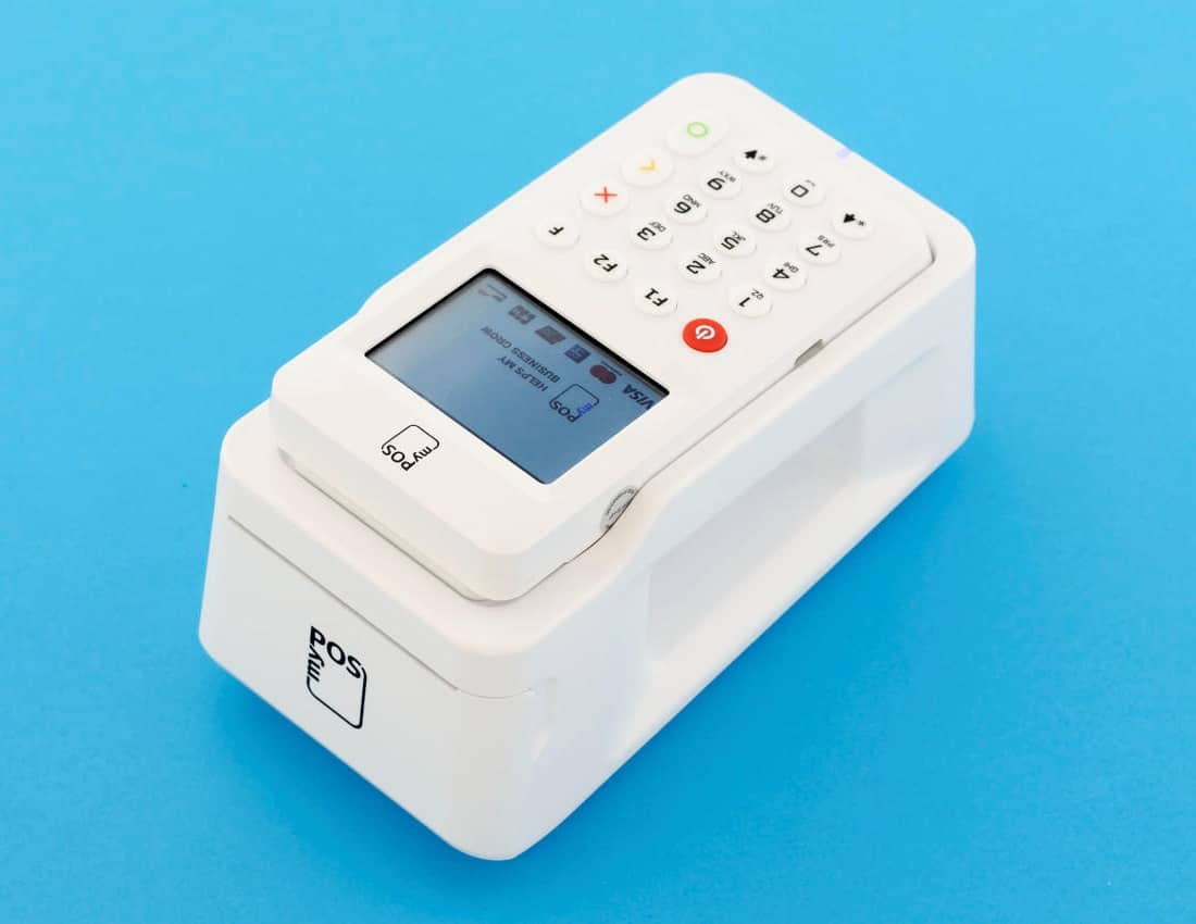 myPOS Go Combo looks stylish on a desk myPOS Go Combo card reader and printer dock