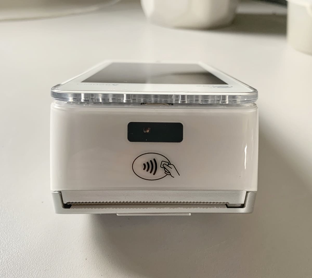 Smartpay’s PAX A920Pro terminal accepts contactless taps at the top end